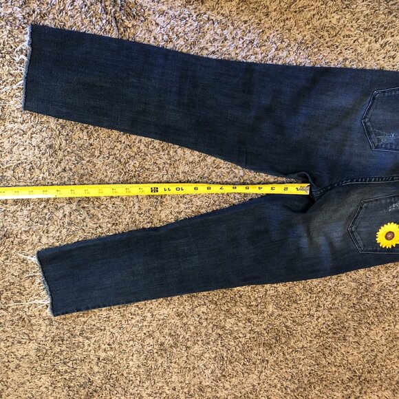 Distressed Sunflower Jeans by KanCan - size 7 / 27 - Picture 5 of 7